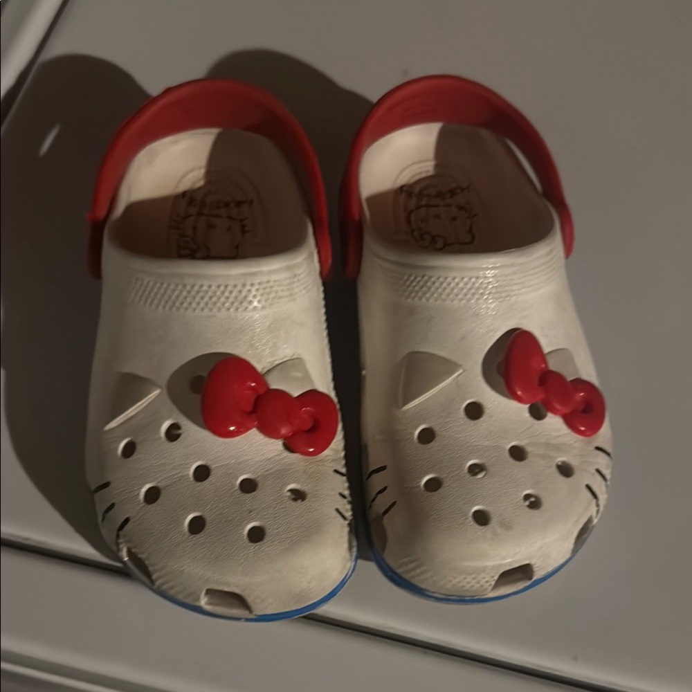 Hello Kitty Kids Slippers - White and Red with Blue Accents